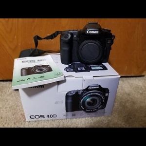 EOS D40 canon camera